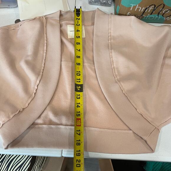 American Eagle Pink Cropped Shrug Cardigan Sweatshirt Womens Size Small Soft - Picture 7 of 7